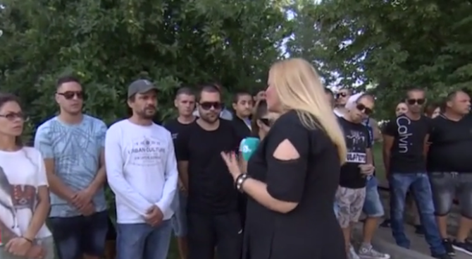 Протест срещу кмета на Костинброд след катастрофа със загинал моторист