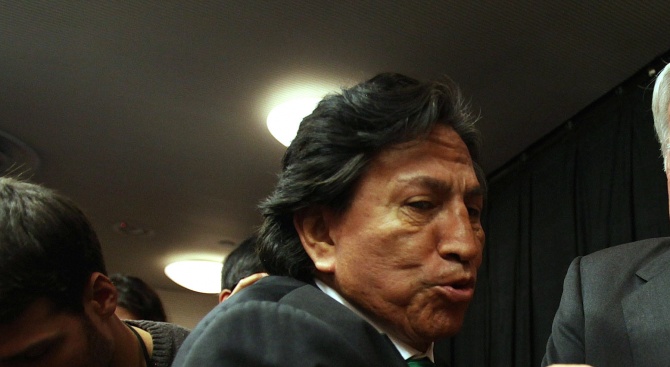 Експрезидент на Перу закопчан за корупция в САЩ
