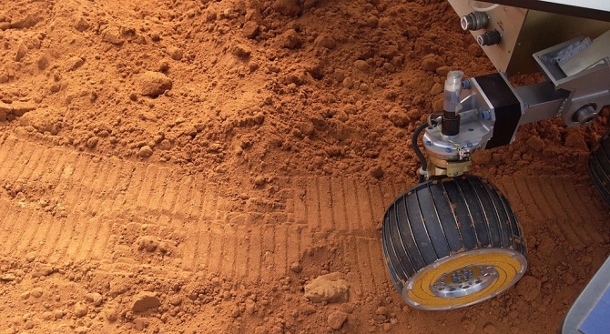50 години след стъпването на Луната: Новата цел на учените е Марс