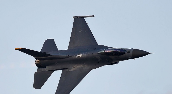 Комисията по отбрана ще разгледа президентското вето върху закупуването на F-16 блок 70 