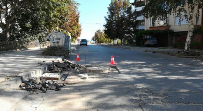 Започнаха подготвителни дейности за преасфалтиране на улиците „Шар планина“, „Вардар“ и „Дойран“ в Благоевград