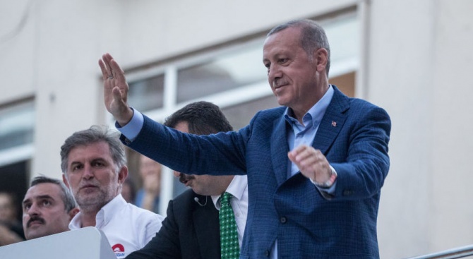 Реджеп Ердоган поиска Турция да има ядрено оръжие