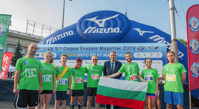 МВнР отбеляза своята 140-годишнина на Софийския Екиден маратон