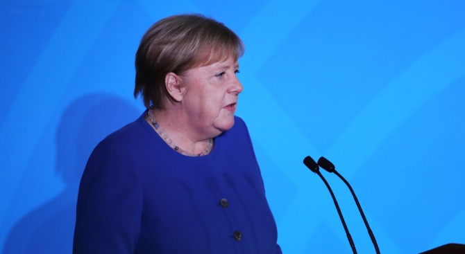 Меркел обеща 4 млрд. евро за борбата с климатичните промени