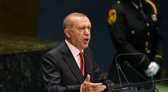 Ердоган: Подновяваме операция в Сирия, ако изтеглянето на кюрдите не завърши до 5 дни