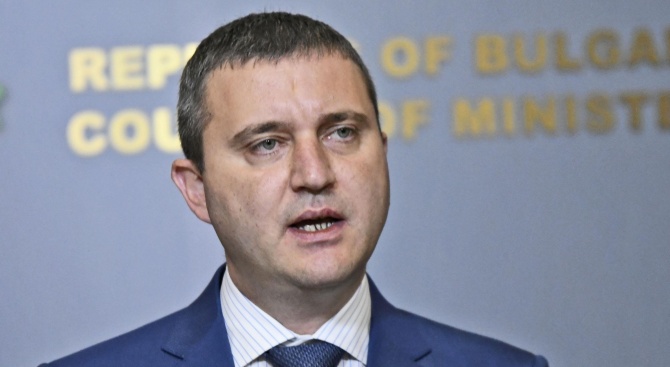 Горанов: Фандъкова ще работи с шарен общински съвет и шарени районни кметове