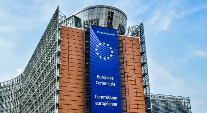 Одобрена е новата Европейска комисия