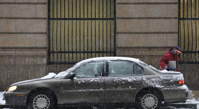 Бум на кражби на автомобили със запален двигател в София