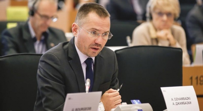 ЕП проверява изказване на евродепутата Ангел Джамбазки