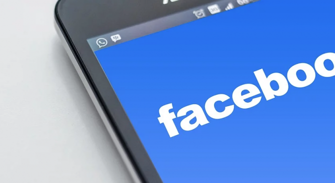 Фейсбук е осуетила две операции за манипулиране на общественото мнение