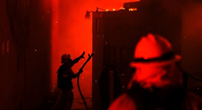 Пожар предизвика евакуацията на 169 души от хотел във Велинград