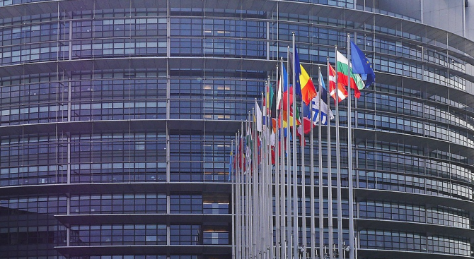 Европарламентът готов да одобри сделката за Брекзит