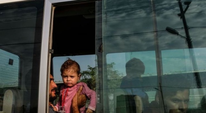 ООН: Над 5 милиона деца са изселени заради конфликта в Сирия