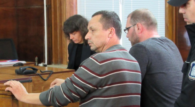 Русенският съд остави в ареста бомбаджията Митко Митев от Ветово