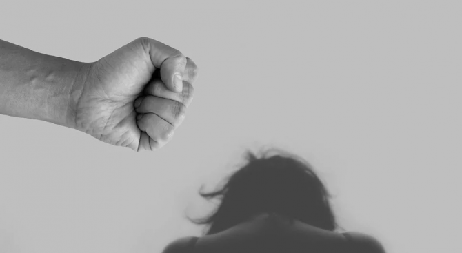 Над 70 човека подават сигнали за домашно насилие на ден