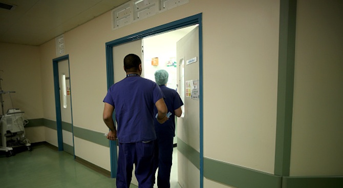 Пациентка със съмнение за коронавирус избяга от болница в Залцбург,