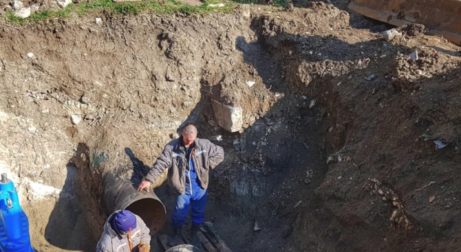 Поради авария на сградно водопроводно отклонение Софийска вода ще извърши строително монтажни работи