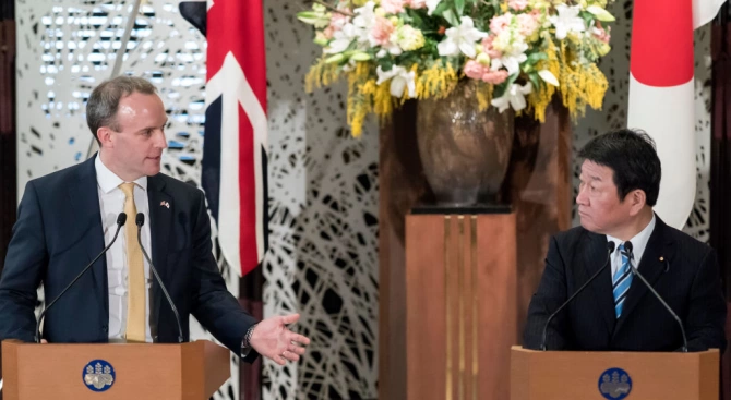 Британският външен министър Доминик Рааб се надява да започне до