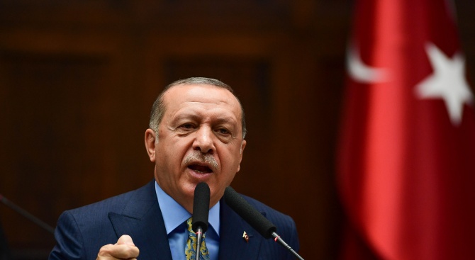 Ердоган с иск за 37-и път срещу лидера на опозиционна партия заради клевета