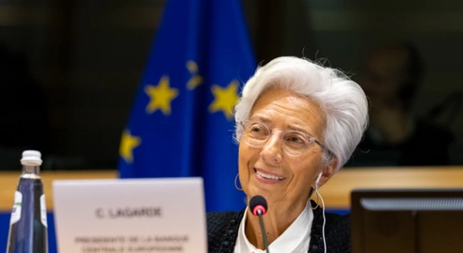 Новоизбраният председател на ЕЦБ Кристин Лагард Кристин Лагард френски