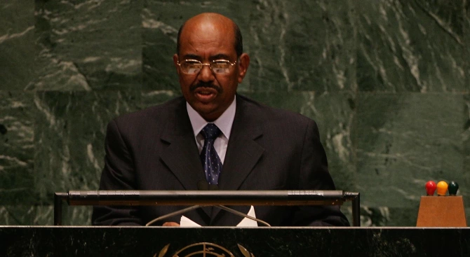 Властта в Судан е решила да предаде бившия президент на
