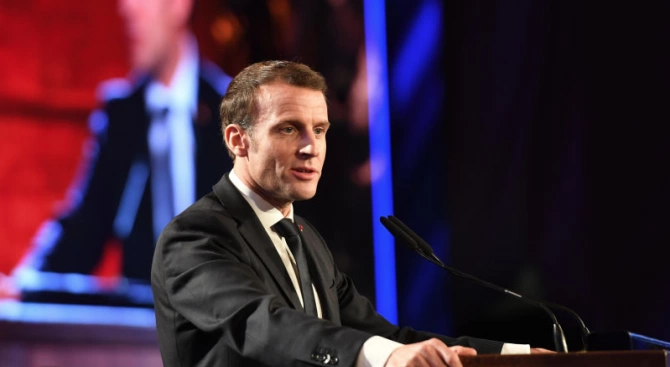 Френският президент Еманюел Макрон заяви че Франция няма да затвори