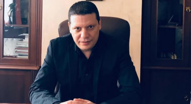Областният управител на Софийска област Илиан Тодоров призова кметовете и