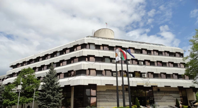 Увеличиха заплатите на кмета на община Дупница и кметовете на