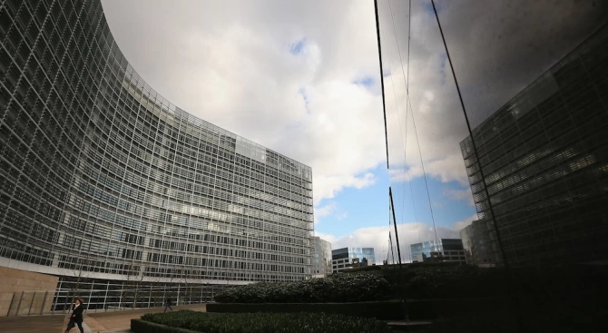 Европейската комисия изрази днес готовност да помогне ако България поиска