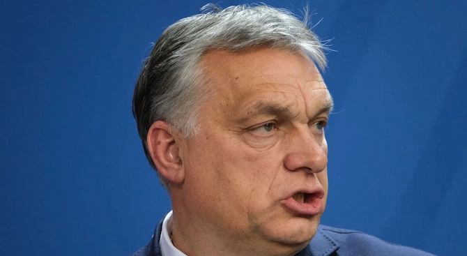 Унгарският премиер Виктор Орбан заяви че Унгария ще засили охраната