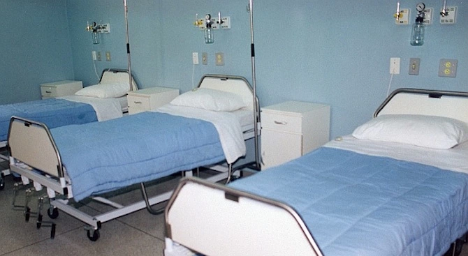Инфекциозното отделение в Ямболската многопрофилна болница е пълно с пациенти