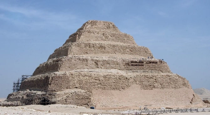 Пирамидата на Джосер в Сакара която е на 4700 години