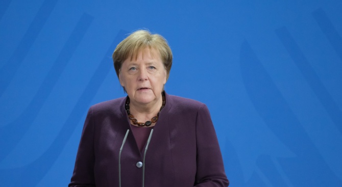 Германският канцлер Ангела Меркел призова за солидарност и здрав разум,