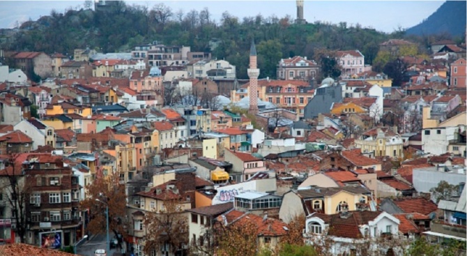 Ситуацията в Пловдив също е напрегната след обявяването на извънредното
