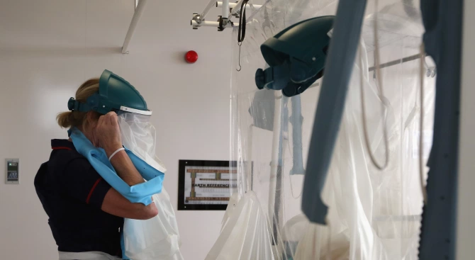 За първи смъртен случай предизвикан коронавирус в страната са съобщили