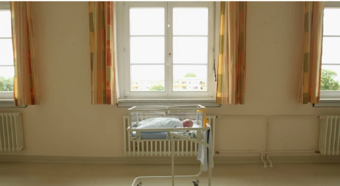 40 жени с коронавирус са родили здрави бебета Това каза