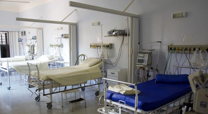 Болница търси помощ за закупуване на два дезинфекционни апарата