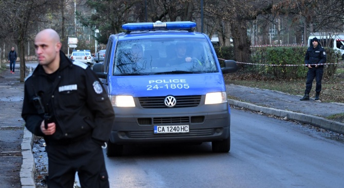 Полицията в Разград проверява всички лица, които са под карантина