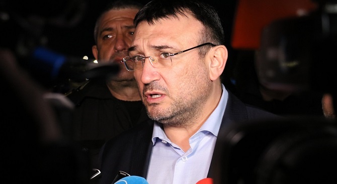 Вътрешният министър предупреди: Затвор или глоба при нарушаване на карантината  в Банско 