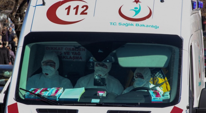 Първи смъртен случай от коронавируса в Турция