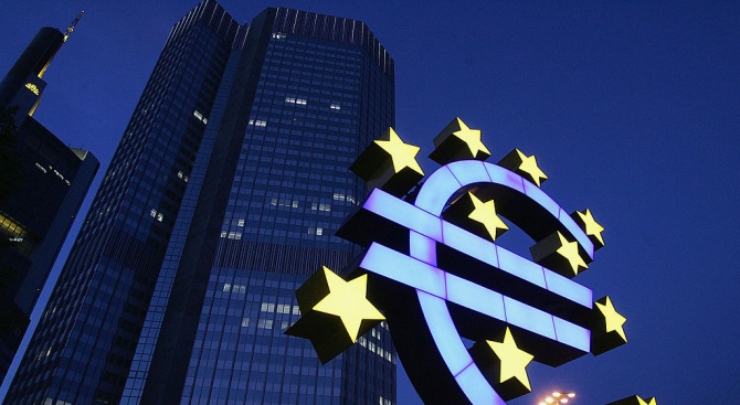 Управителният съвет на Европейската централна банка реши да задейства програма