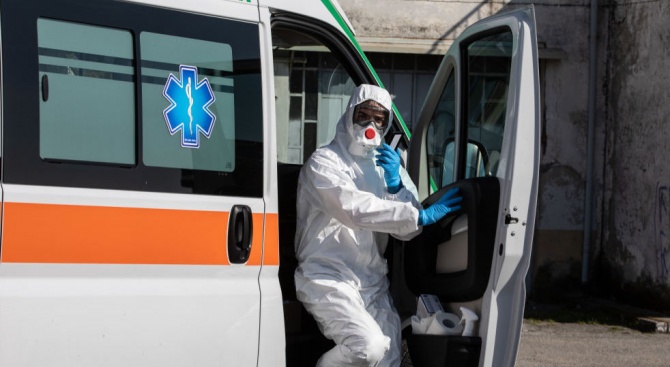Италия регистрира рекордните 969 смъртни случая от коронавируса за 24 часа