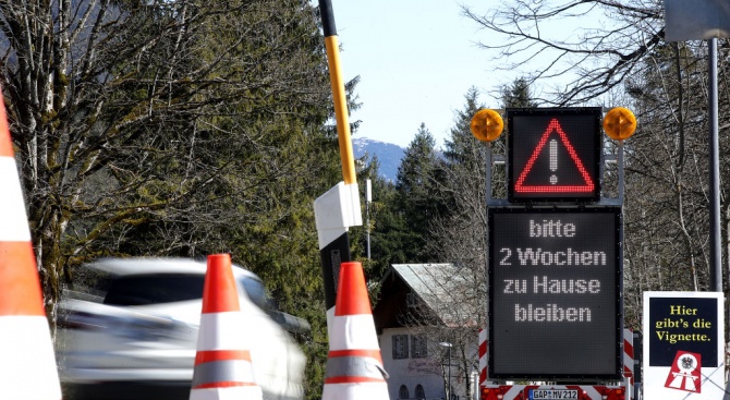 Расте броят на жертвите в Швейцария, забраните вероятно ще останат в сила до лятото