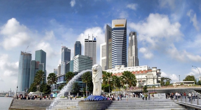 Властите в Сингапур затягат мерките срещу разпространението на болестта Ковид-19,