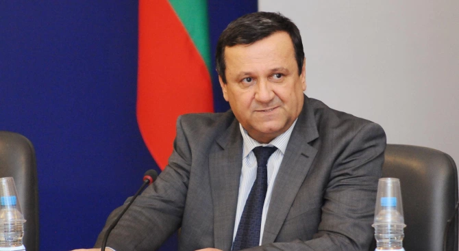 Председателят на ДПС Мустафа Карадайъ Мустафа Карадайъ български политик