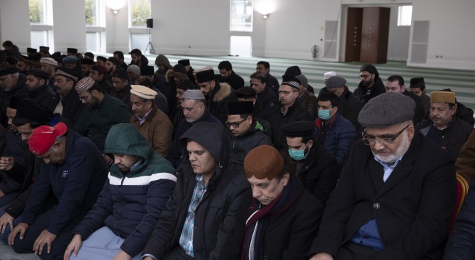 Диянет: Без молитви в джамиите и по време на Рамазан, ако епидемията продължи в Турция