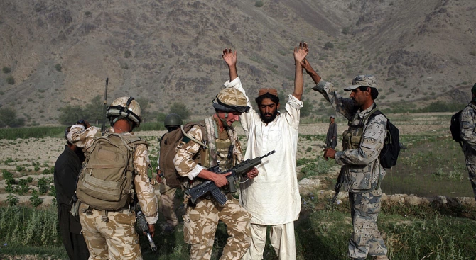 Афганистанското правителство съобщи днес че е освободило от затвора 100