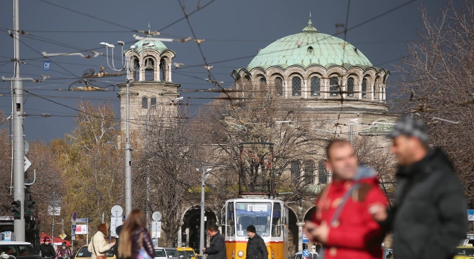 43 от българите смятат че доходите им ще намалеят чувствително