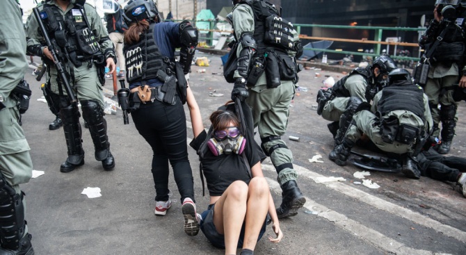 САЩ и Великобритания осъдиха арестите на  продемократични активисти  в Хонконг