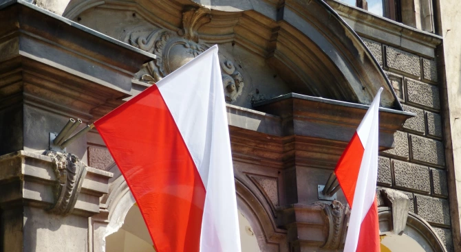 Полските депутати обсъждаха днес два внесени от граждани законопроекта които